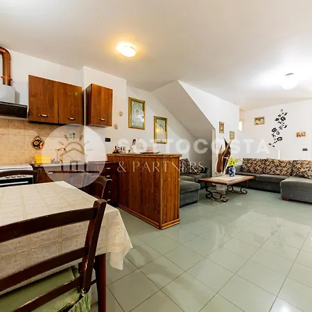 Wood House - Appartement San Foca