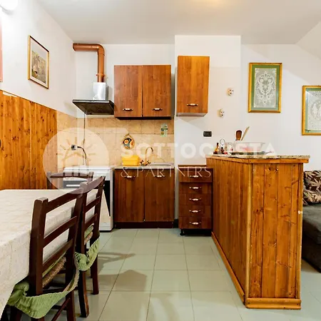 Wood House - Appartement San Foca